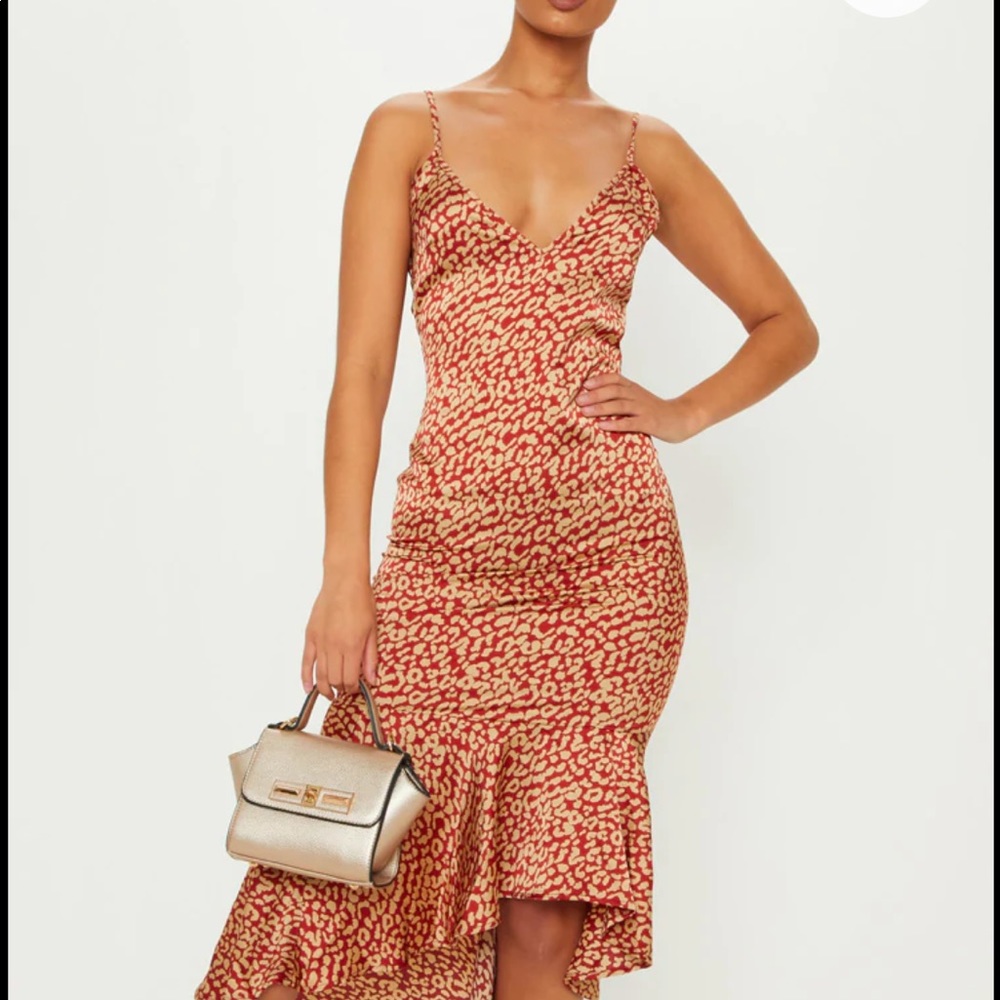 PrettyLittleThing Cheetah Dress Midi Sexy